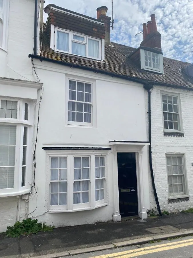 Salt Life Cottage Brighton 0*,  United Kingdom